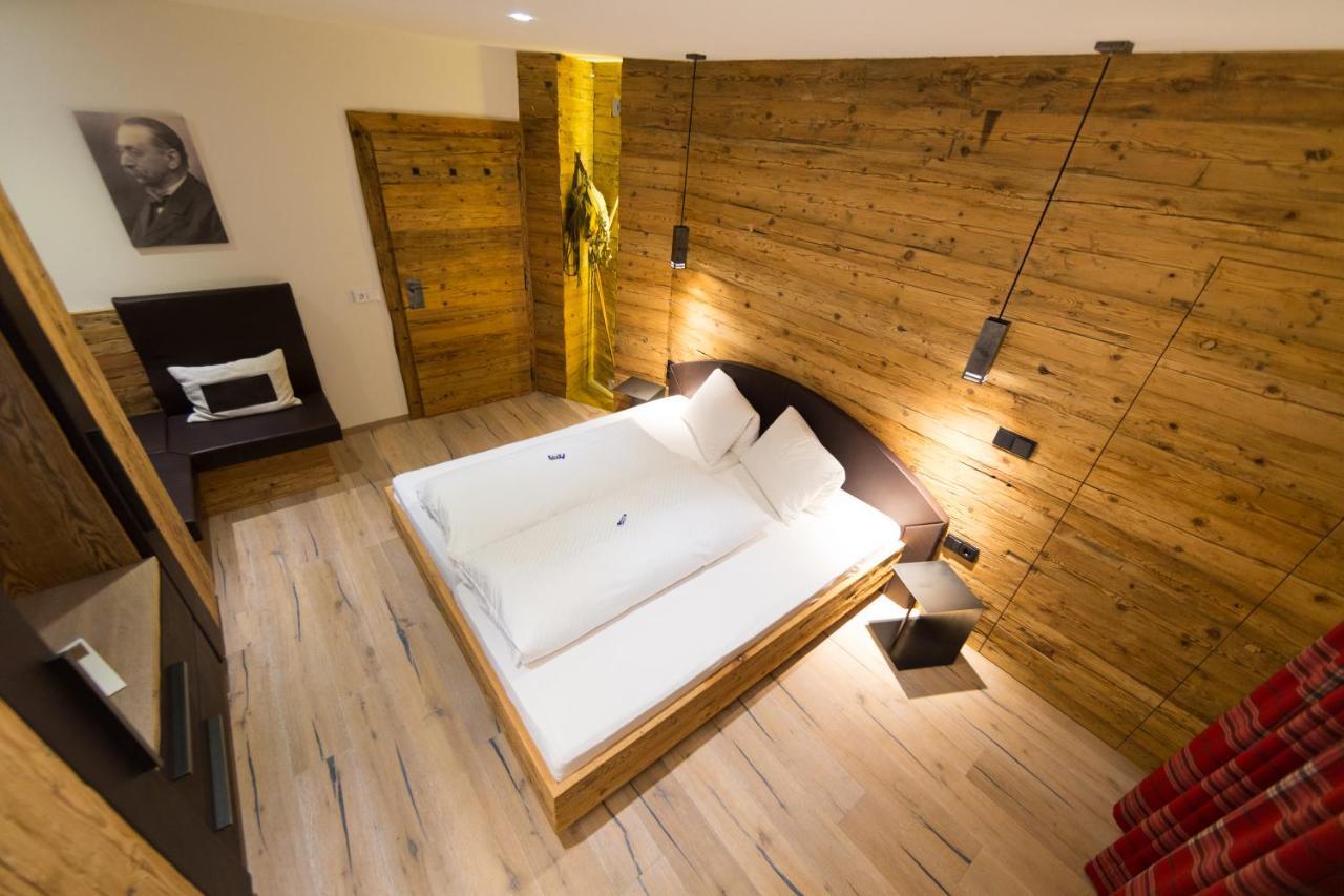 Ferienhaus Alpina Kals-am Großglockner Exteriör bild
